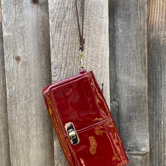 Coach patent leather clutch - Picture 6 of 7